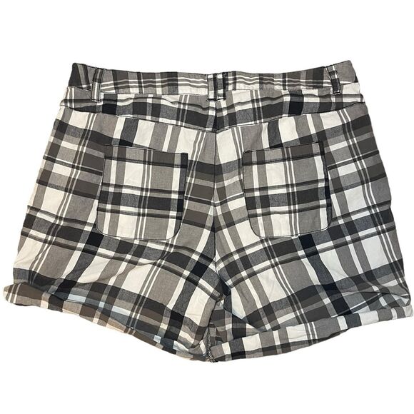 Lane Bryant Black and White Plaid Checkered 100% Cotton Shorts Size 22 - Picture 2 of 12